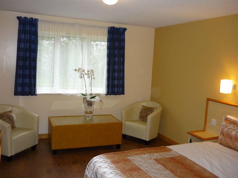 Travel Plaza 3* Desborough
