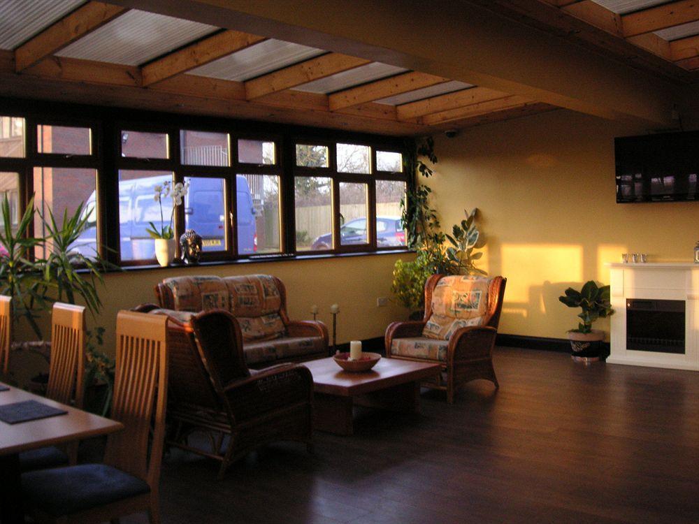 Travel Plaza