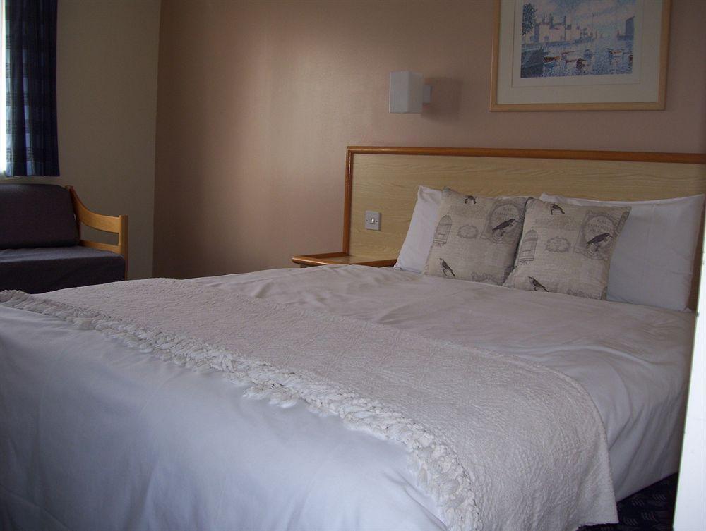 Travel Plaza Hotel Desborough