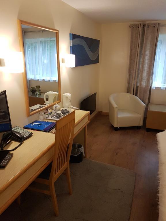 Hotel Travel Plaza